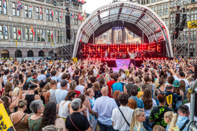 Vlaanderen Feest @ Grote Markt Antwerpen, foto 29, foto's door Dimitri Vanlommel - FrontView Magazine