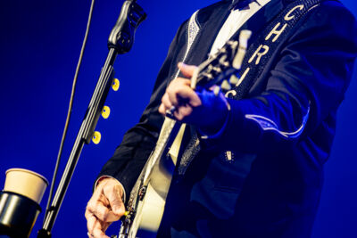 Chris Isaak @ Bospop 2026, foto 8, foto's door Dorien Goetschalckx - FrontView Magazine