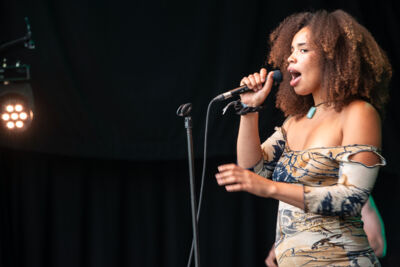 Bel Cobain @ Gent Jazz 2026, picture 7, photographed by Raf Van Daele - FrontView Magazine
