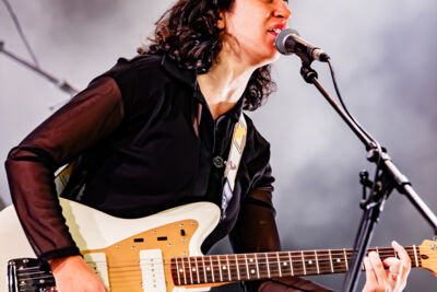 Rosie Stuart @ Rock Herk, picture 2, photographed by Leen Verlinden - FrontView Magazine