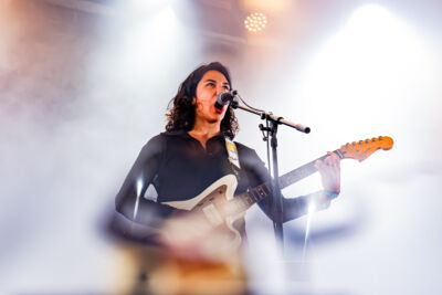 Rosie Stuart @ Rock Herk, picture 12, photographed by Leen Verlinden - FrontView Magazine