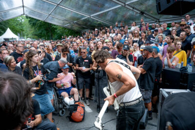 Badtime @ Rock Herk, foto 10, foto's door Anoek Houben - FrontView Magazine