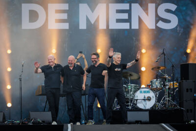 De Mens - At Sea, picture 14, photographed by Wim Sunnaert - FrontView Magazine