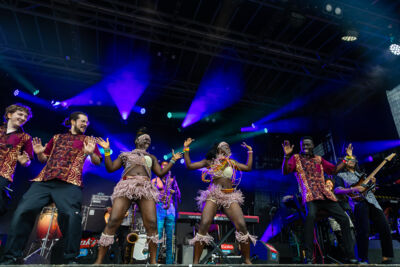 Mádé Kuti & The Movement @ Sfinks Mixed 2026, picture 33, photographed by Marc Verdonck - FrontView Magazine