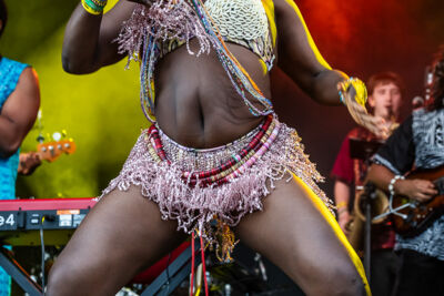Mádé Kuti & The Movement @ Sfinks Mixed 2026, picture 6, photographed by Marc Verdonck - FrontView Magazine