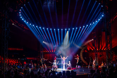 Première Circus Camille 2026, picture 1, photographed by Dimitri Vanlommel - FrontView Magazine