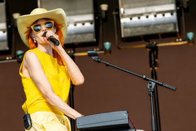 Axelle Red @ Lokerse Feesten, picture 1, photographed by Dorien Goetschalckx - FrontView Magazine