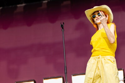 Axelle Red @ Lokerse Feesten, picture 4, photographed by Dorien Goetschalckx - FrontView Magazine