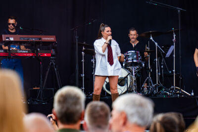 Leez @ Herentals Feest, picture 15, photographed by Silke Daems - FrontView Magazine