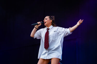 Leez @ Herentals Feest, picture 8, photographed by Silke Daems - FrontView Magazine