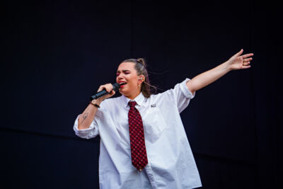 Leez @ Herentals Feest, picture 13, photographed by Silke Daems - FrontView Magazine