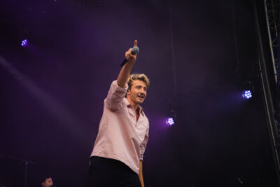 Aaron Blommaert @ Herentals Feest, picture 4, photographed by Silke Daems - FrontView Magazine