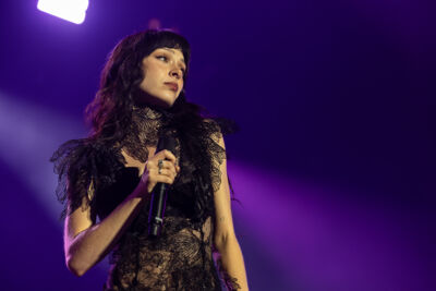 Holly Humberstone @ Lokerse feesten, picture 16, photographed by Marc Verdonck - FrontView Magazine