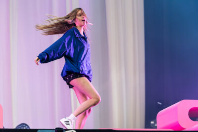 Roxy Dekker @ Lokerse feesten, picture 8, photographed by Marc Verdonck - FrontView Magazine