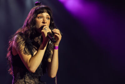 Holly Humberstone @ Lokerse feesten, picture 17, photographed by Marc Verdonck - FrontView Magazine