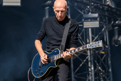 Midge Ure @ Lokerse Feesten, picture 10, photographed by Bart Janssens - FrontView Magazine