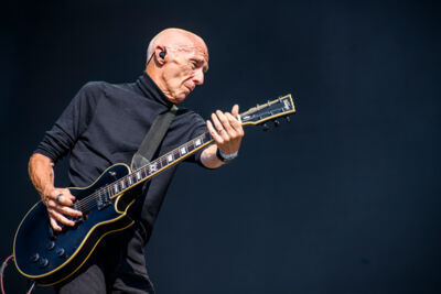Midge Ure @ Lokerse Feesten, picture 11, photographed by Bart Janssens - FrontView Magazine