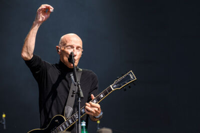 Midge Ure @ Lokerse Feesten, picture 3, photographed by Bart Janssens - FrontView Magazine
