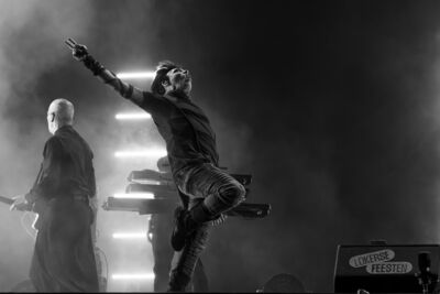 Gary Numan @ Lokerse Feesten, foto 15, foto's door Bart Janssens - FrontView Magazine