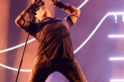 Gary Numan @ Lokerse Feesten, foto 13, foto's door Bart Janssens - FrontView Magazine