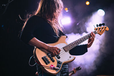 Black Country, New Road @ OLT Rivierenhof, picture 6, photographed by Tijl Hertoghs - FrontView Magazine