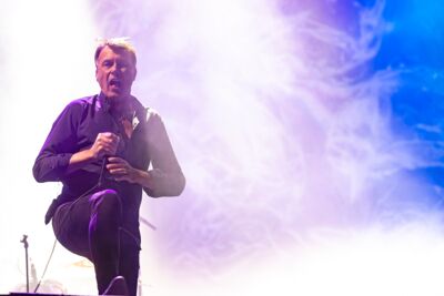 Suede @ Lokerse Feesten, picture 15, photographed by Edwin Houdevelt - FrontView Magazine
