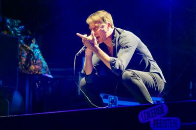 Suede @ Lokerse Feesten, picture 1, photographed by Edwin Houdevelt - FrontView Magazine