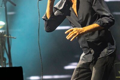 Suede @ Lokerse Feesten, picture 5, photographed by Edwin Houdevelt - FrontView Magazine
