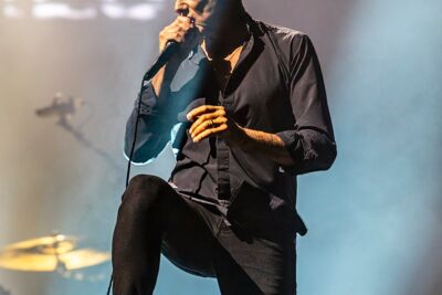 Suede @ Lokerse Feesten, picture 6, photographed by Edwin Houdevelt - FrontView Magazine