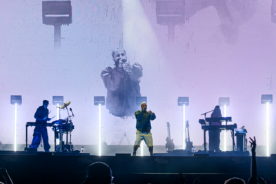 Zwangere Guy @ Lokerse Feesten, picture 13, photographed by Bart Janssens - FrontView Magazine