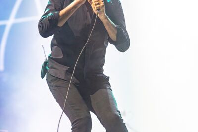 Suede @ Lokerse Feesten, picture 14, photographed by Edwin Houdevelt - FrontView Magazine