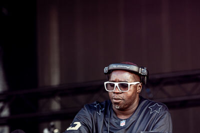 Crazy Sir-G @Muziek aan 't Water, picture 2, photographed by Raf Van Daele - FrontView Magazine