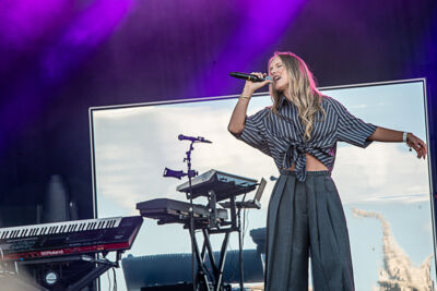 Zita @Muziek aan 't Water, picture 5, photographed by Raf Van Daele - FrontView Magazine