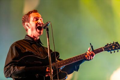 Editors @ Lokerse Feesten, picture 9, photographed by Edwin Houdevelt - FrontView Magazine