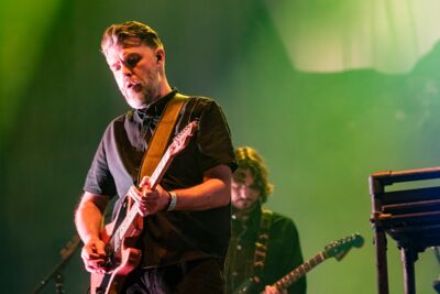 Editors @ Lokerse Feesten, picture 1, photographed by Edwin Houdevelt - FrontView Magazine
