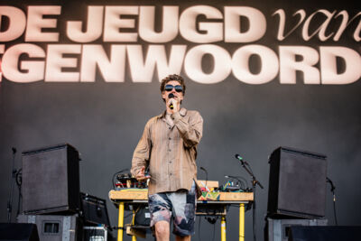 De Jeugd Van Tegenwoordig @ Suikerrock, picture 8, photographed by Jürgen Bruynooghe - FrontView Magazine