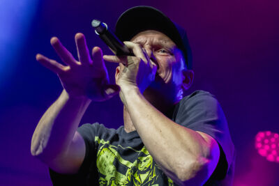 WAHWAHSDA + Sindicato Sonico @ OLT Rivierenhof, picture 22, photographed by Karlien Charlier - FrontView Magazine
