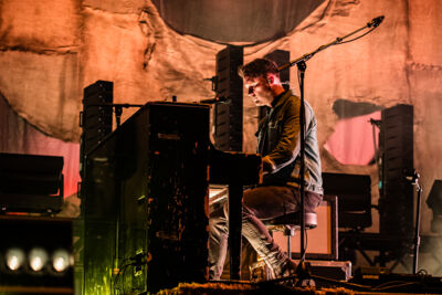 Editors @ Suikerrock, picture 3, photographed by Jürgen Bruynooghe - FrontView Magazine