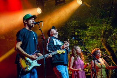 WAHWAHSDA + Sindicato Sonico @ OLT Rivierenhof, picture 19, photographed by Karlien Charlier - FrontView Magazine
