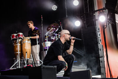Yong Yello @ Suikerrock, picture 9, photographed by Jürgen Bruynooghe - FrontView Magazine