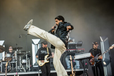 Blackwave. @ Suikerrock, picture 8, photographed by Jürgen Bruynooghe - FrontView Magazine