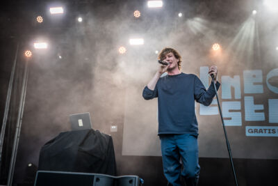Gijs @ Fonnefeesten 2026, picture 6, photographed by Danny Wagemans - FrontView Magazine