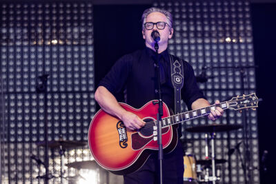 Guus Meeuwis @ Suikerrock, picture 18, photographed by Jürgen Bruynooghe - FrontView Magazine