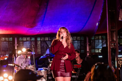Gisèle @ Suikerrock, picture 11, photographed by Jürgen Bruynooghe - FrontView Magazine