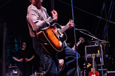 Son Mieux @ Suikerrock, picture 3, photographed by Jürgen Bruynooghe - FrontView Magazine