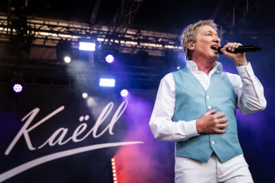 Bart Kaëll @ Fonnefeesten 2026, picture 19, photographed by Danny Wagemans - FrontView Magazine