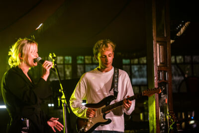 Fäm @ Suikerrock, picture 2, photographed by Jürgen Bruynooghe - FrontView Magazine