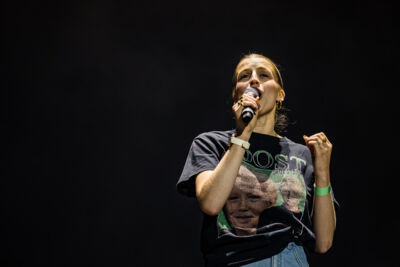 Nona Van Braeckel (presentatie) @ Suikerrock, picture 7, photographed by Jürgen Bruynooghe - FrontView Magazine