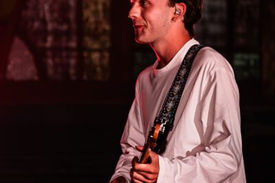 Fäm @ Suikerrock, picture 8, photographed by Jürgen Bruynooghe - FrontView Magazine