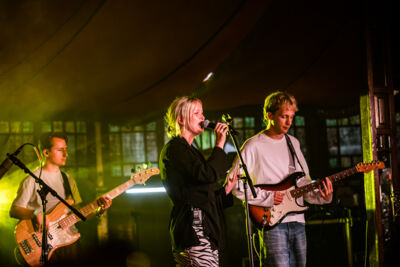 Fäm @ Suikerrock, picture 1, photographed by Jürgen Bruynooghe - FrontView Magazine